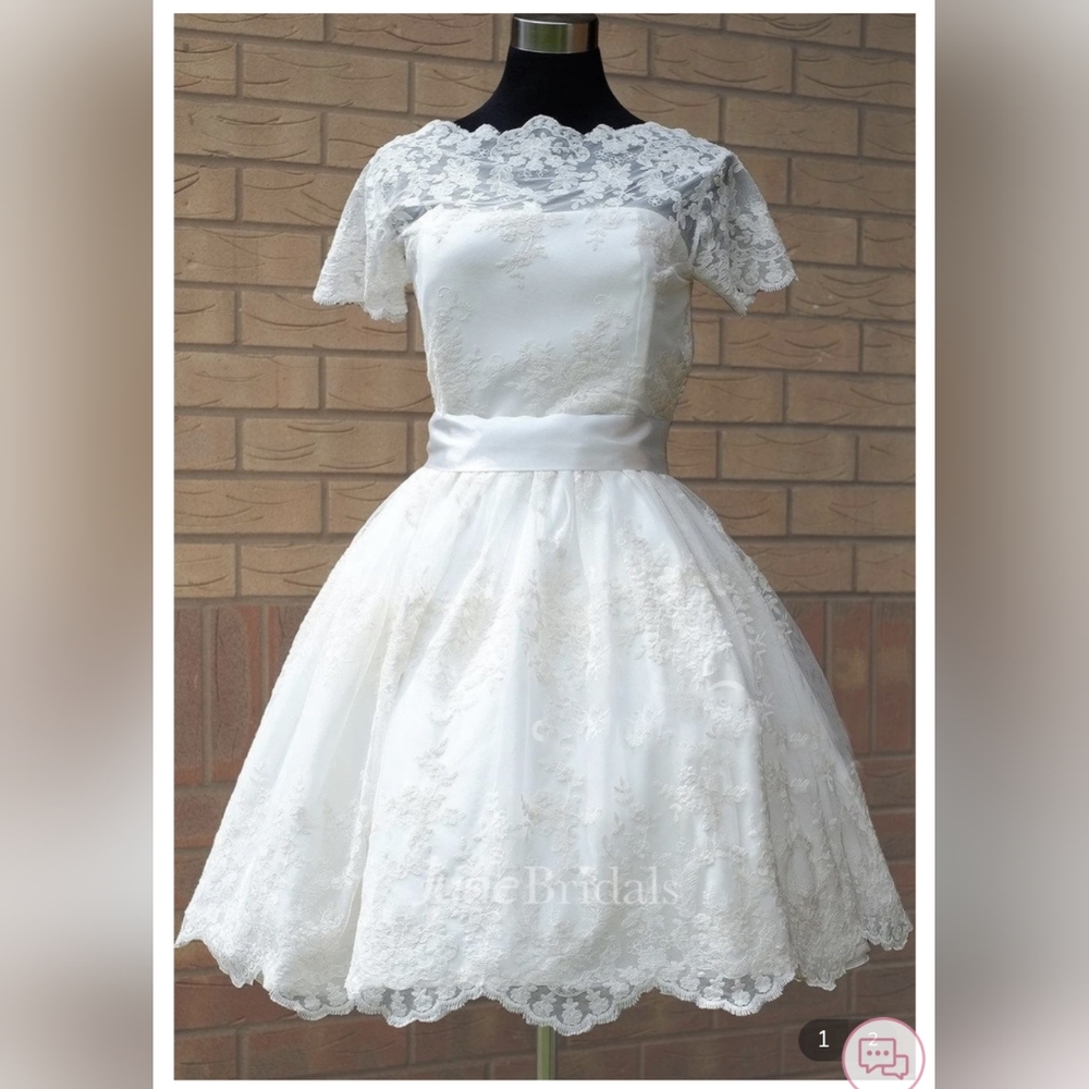 June Bridal Wedding Dress size 22W!